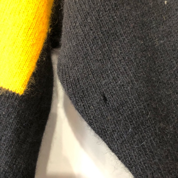 1991 Knit Lambswool Abstract Shapes Sweater | IB Diffusions - Picture 6 of 8